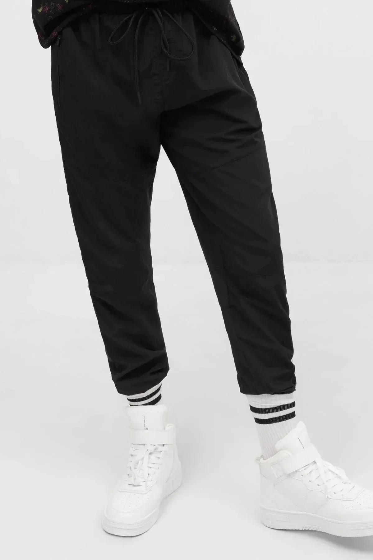 JOGGER PANT FOR MEN - BLACK - Image 2