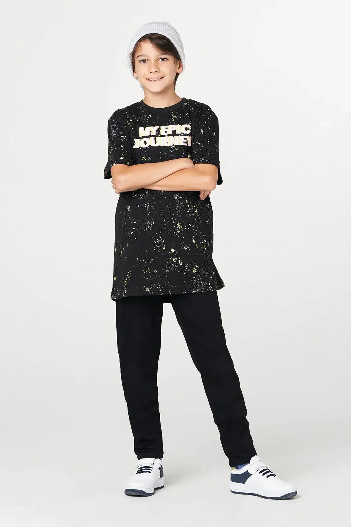 SPATTERED TYPOGRAPHY T-SHIRT FOR BOYS - BLACK