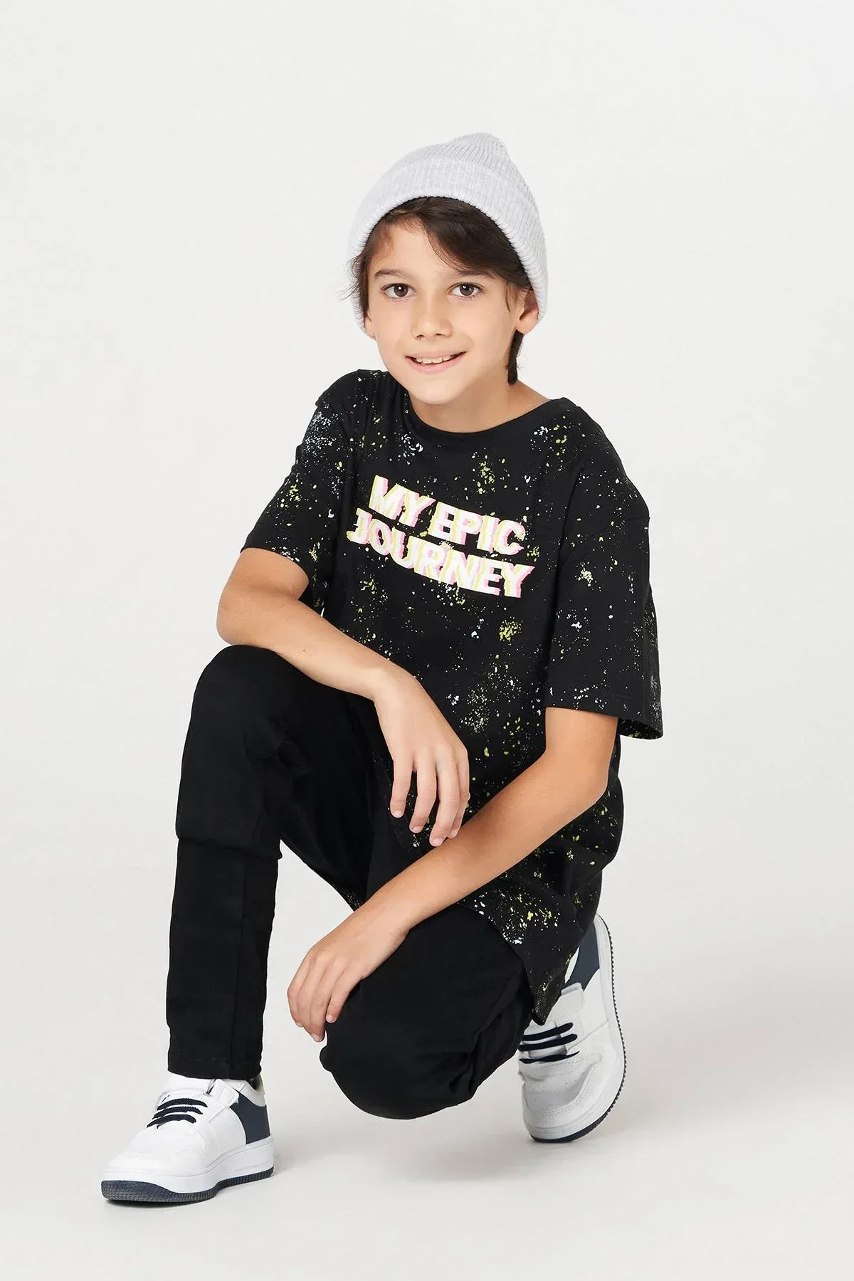 SPATTERED TYPOGRAPHY T-SHIRT FOR BOYS - BLACK - Image 2