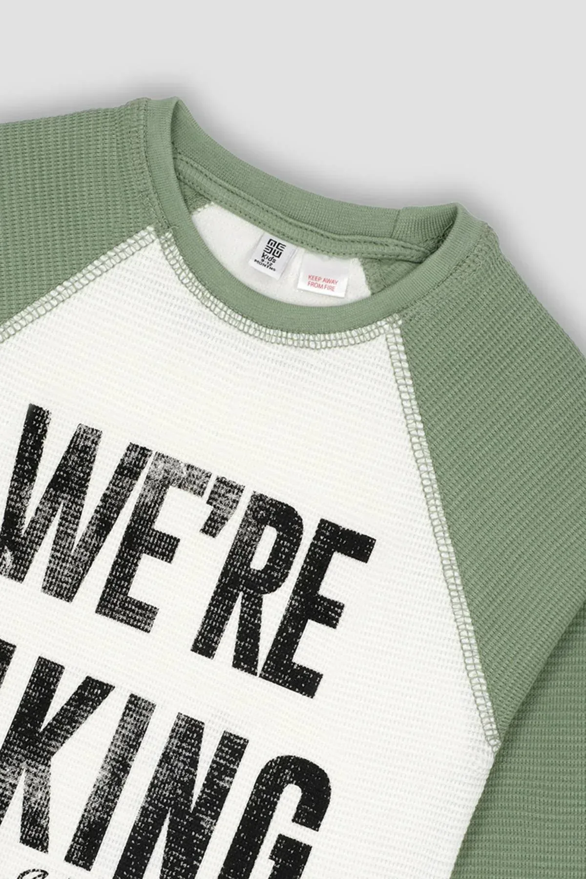 REGLAN SLEEVE SWEAT-SHIRT FOR BABY BOYS - EGRET - Image 3
