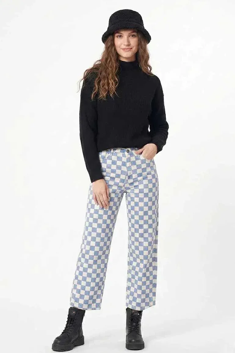 REGULAR FIT CHECK JEANS FOR WOMEN