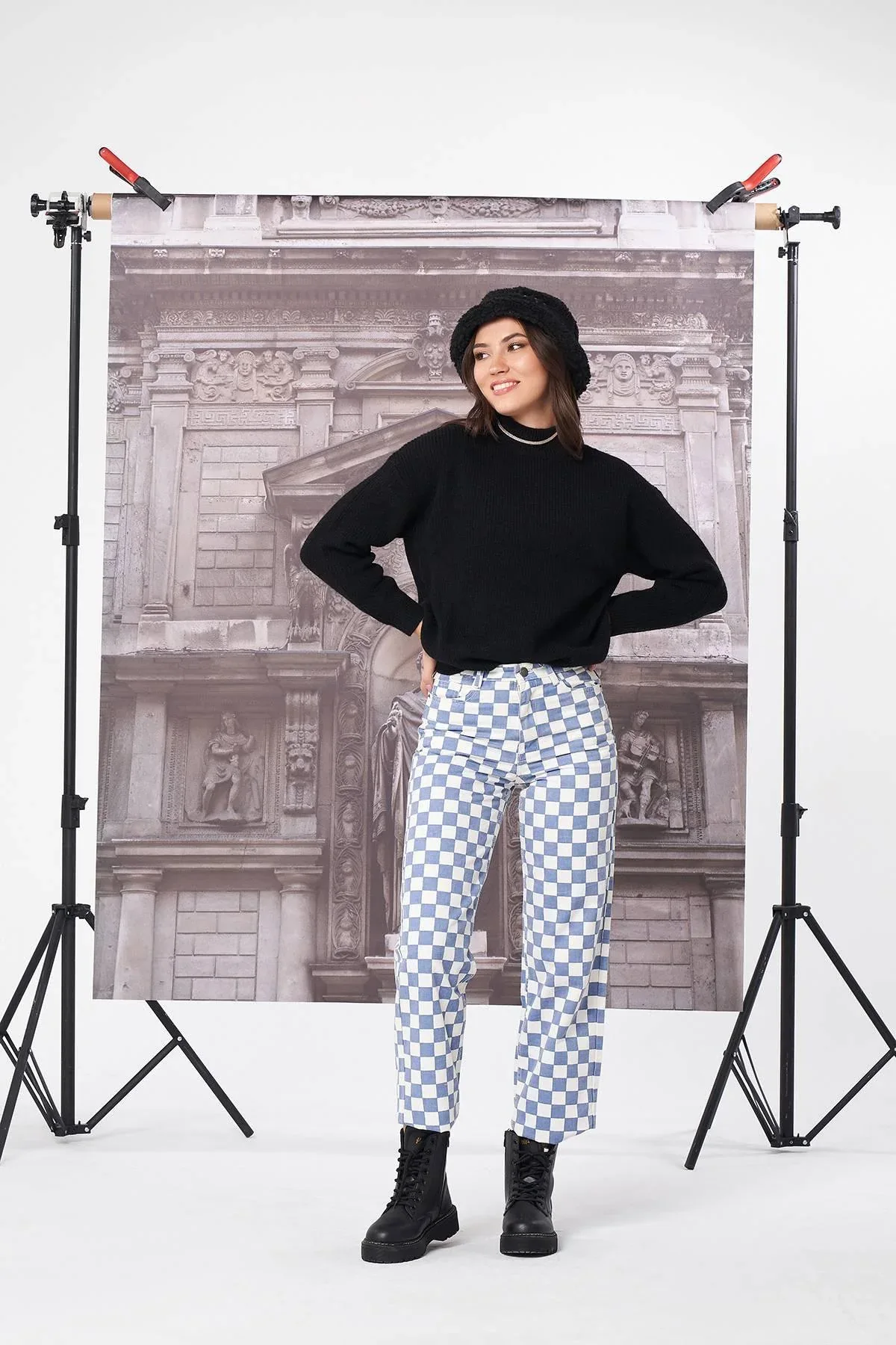 REGULAR FIT CHECK JEANS FOR WOMEN - Image 2