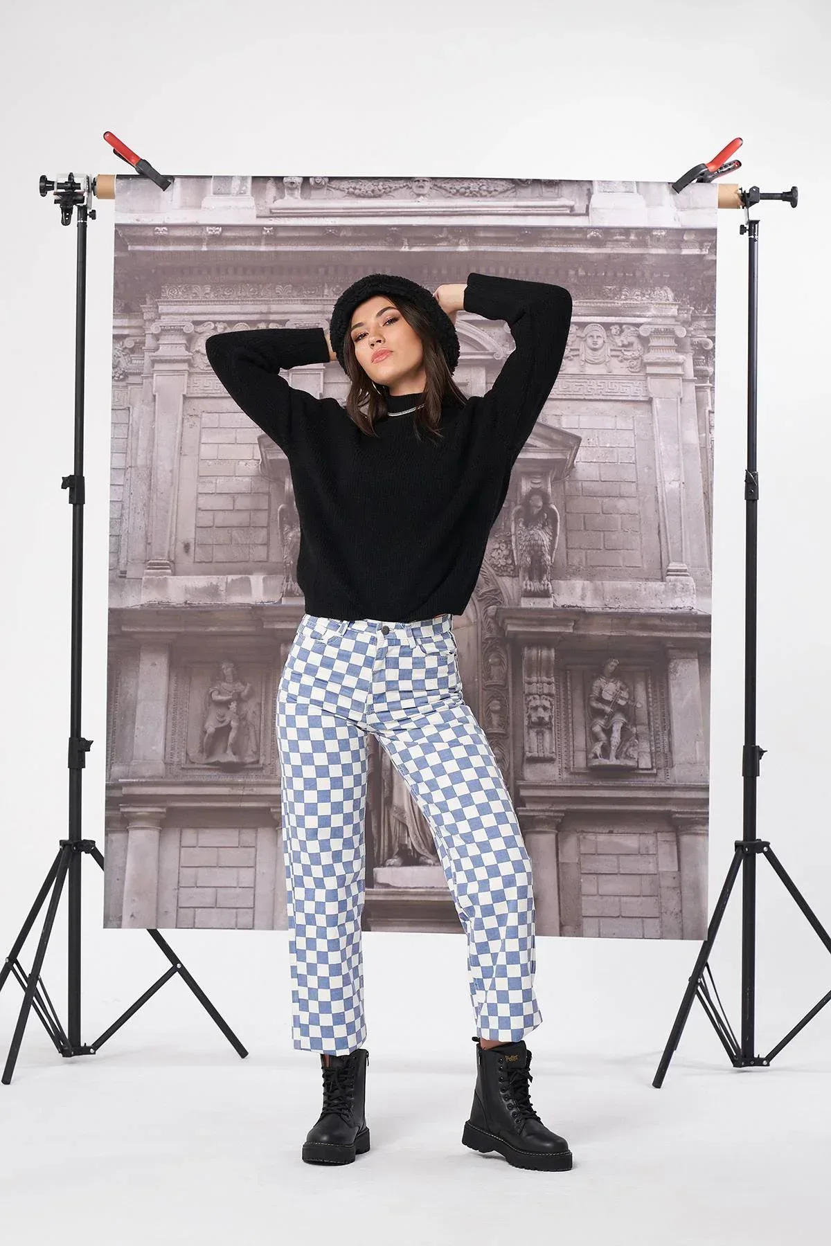 REGULAR FIT CHECK JEANS FOR WOMEN - Image 4