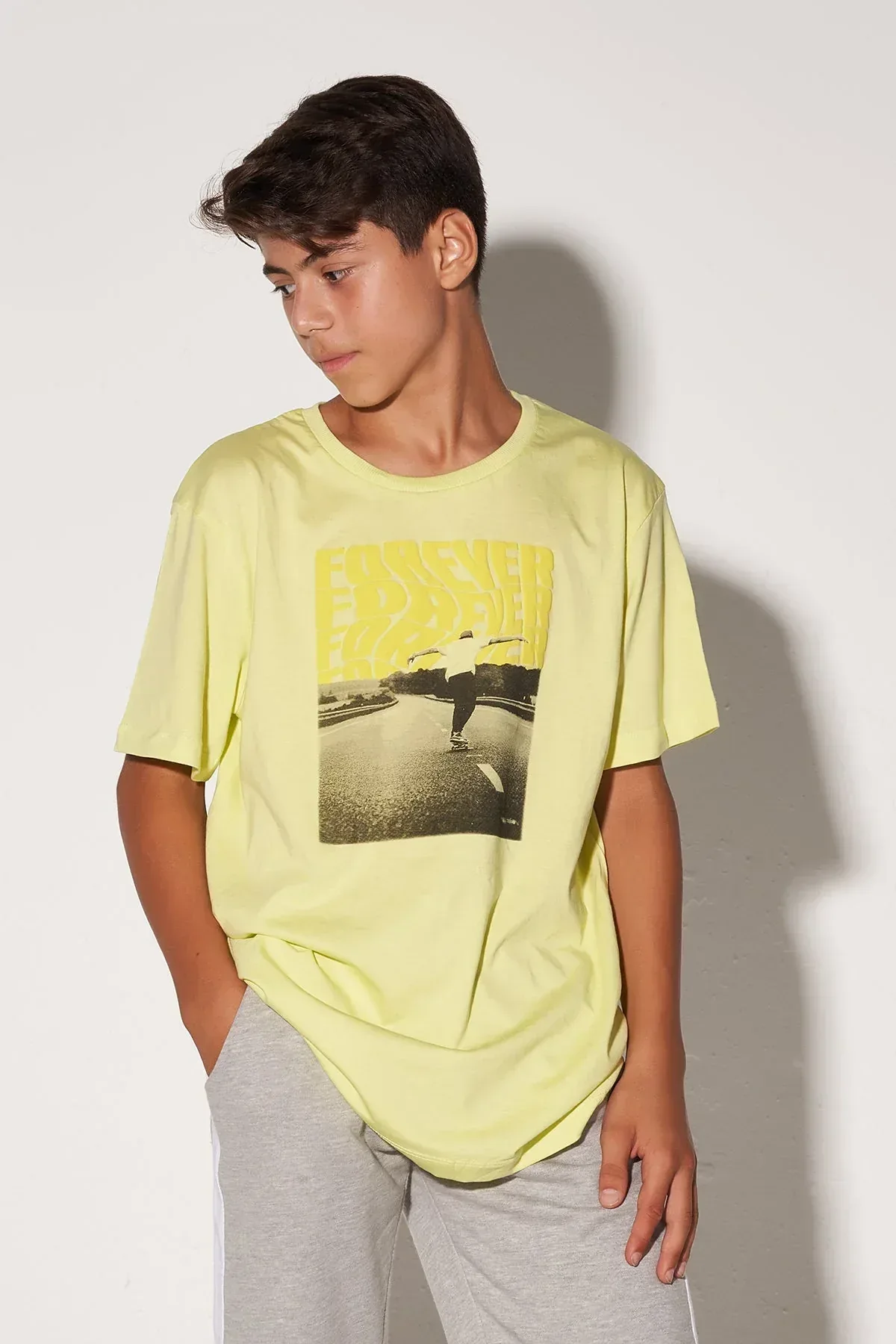 GRAPHIC T-SHIRT FOR BOYS - LIME - Image 2