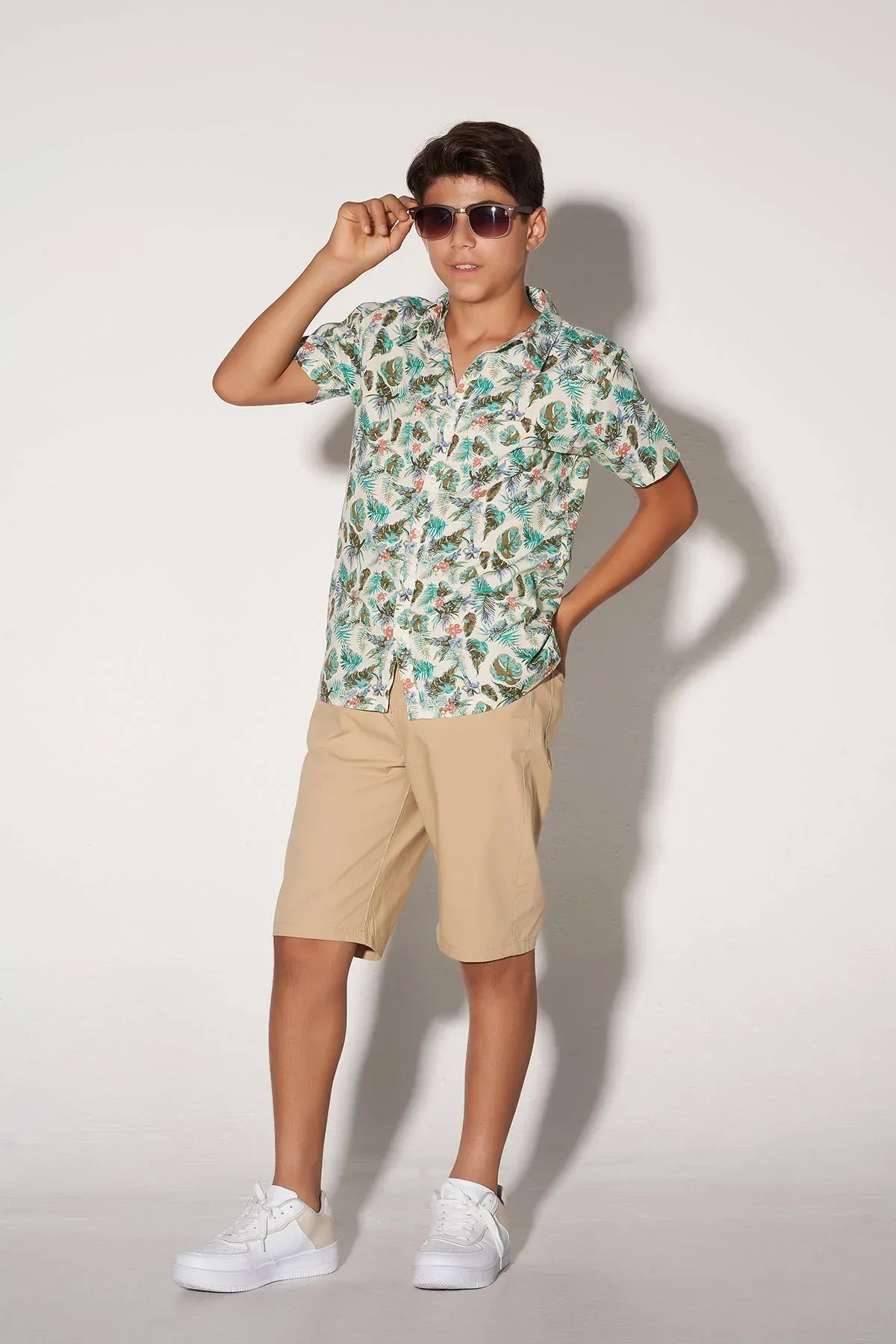 SAFARI LEAVE BUTTON DOWN SHIRT FOR BOYS - ECRU - Image 2