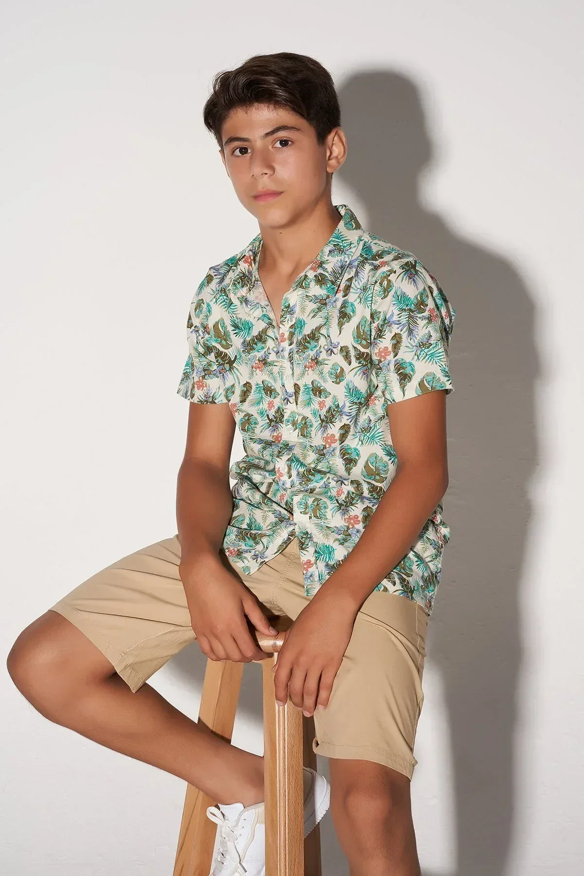 SAFARI LEAVE BUTTON DOWN SHIRT FOR BOYS - ECRU - Image 5