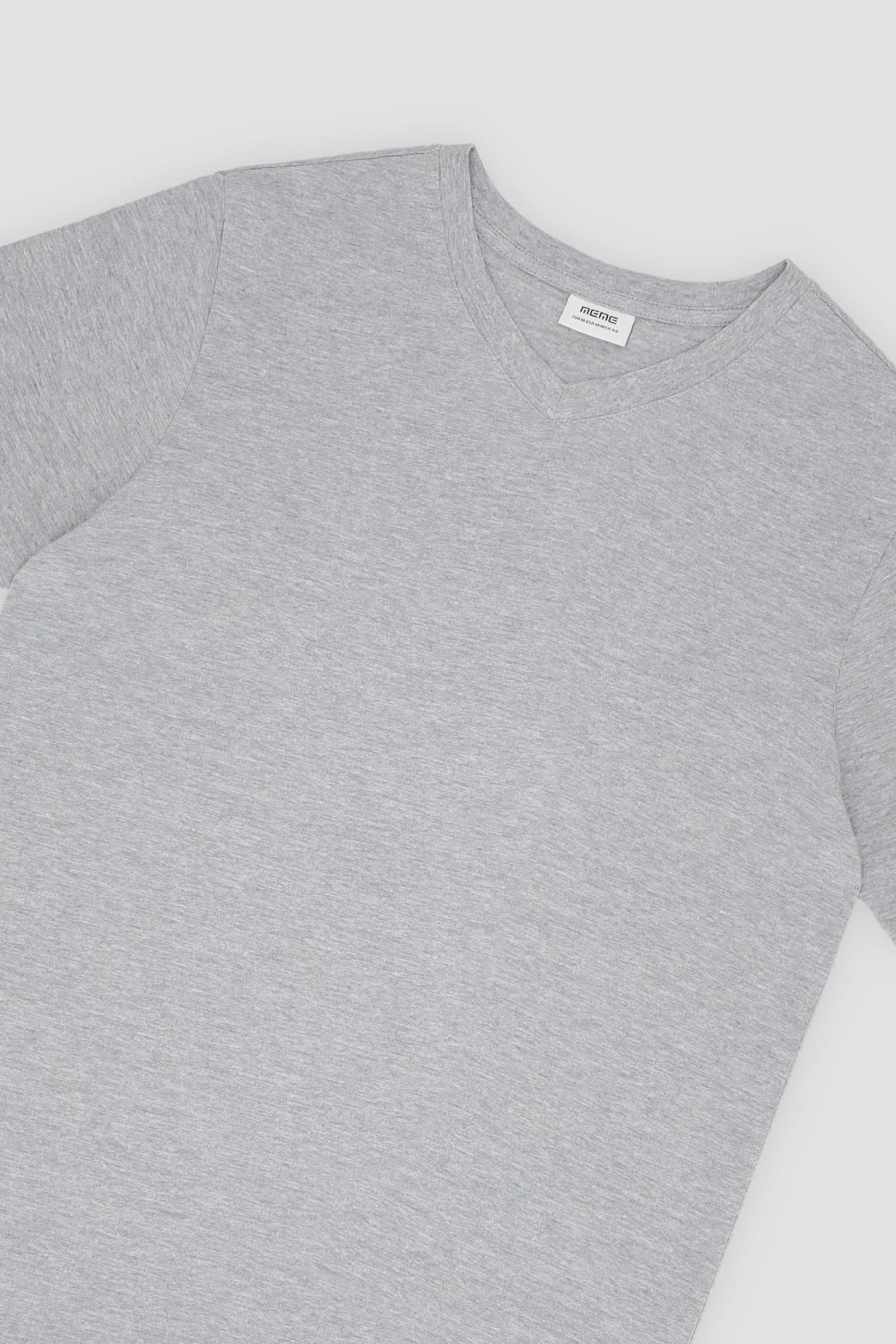 V-NECK BASIC T-SHIRT FOR MEN - Image 2