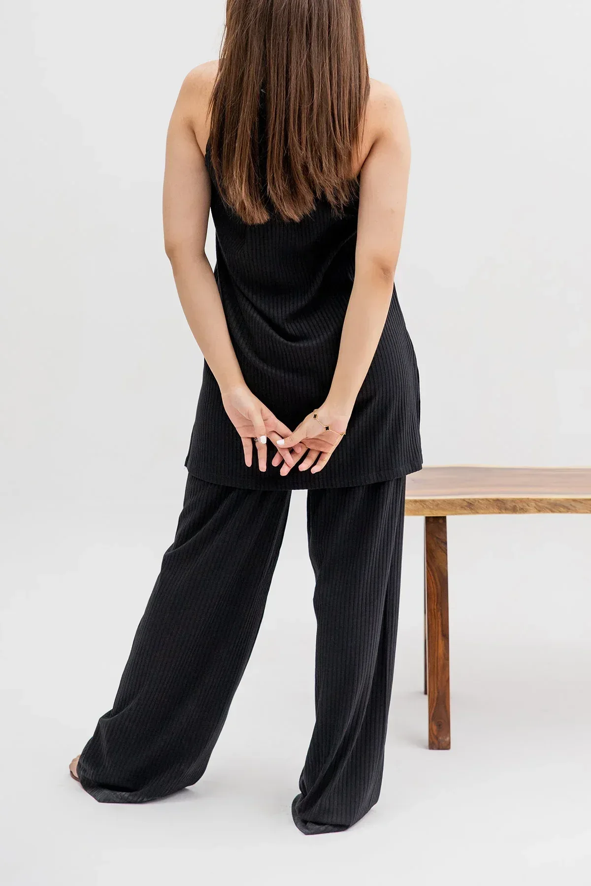 WOMEN SLEEVELESS CO-ORD SET - BLACK - Image 4