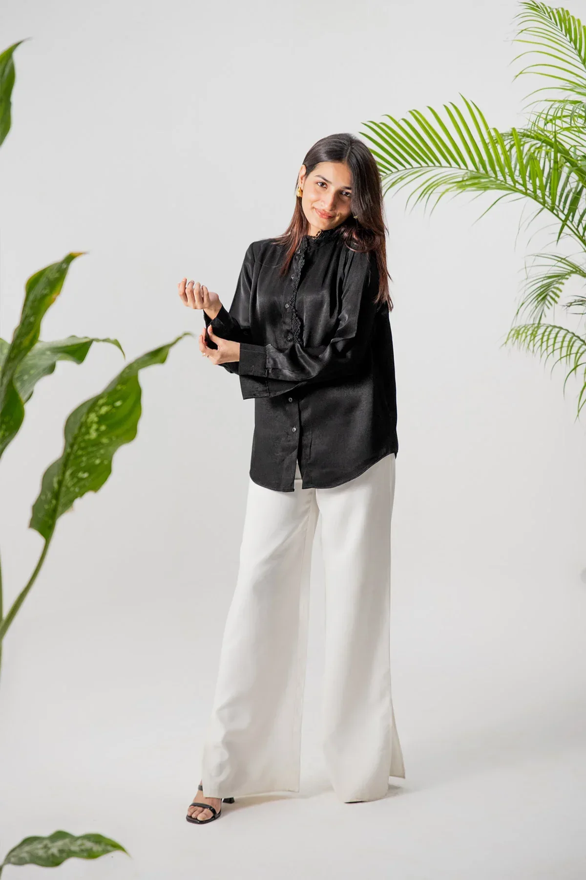 BASIC SHIRT FOR WOMEN - BLACK - Image 2