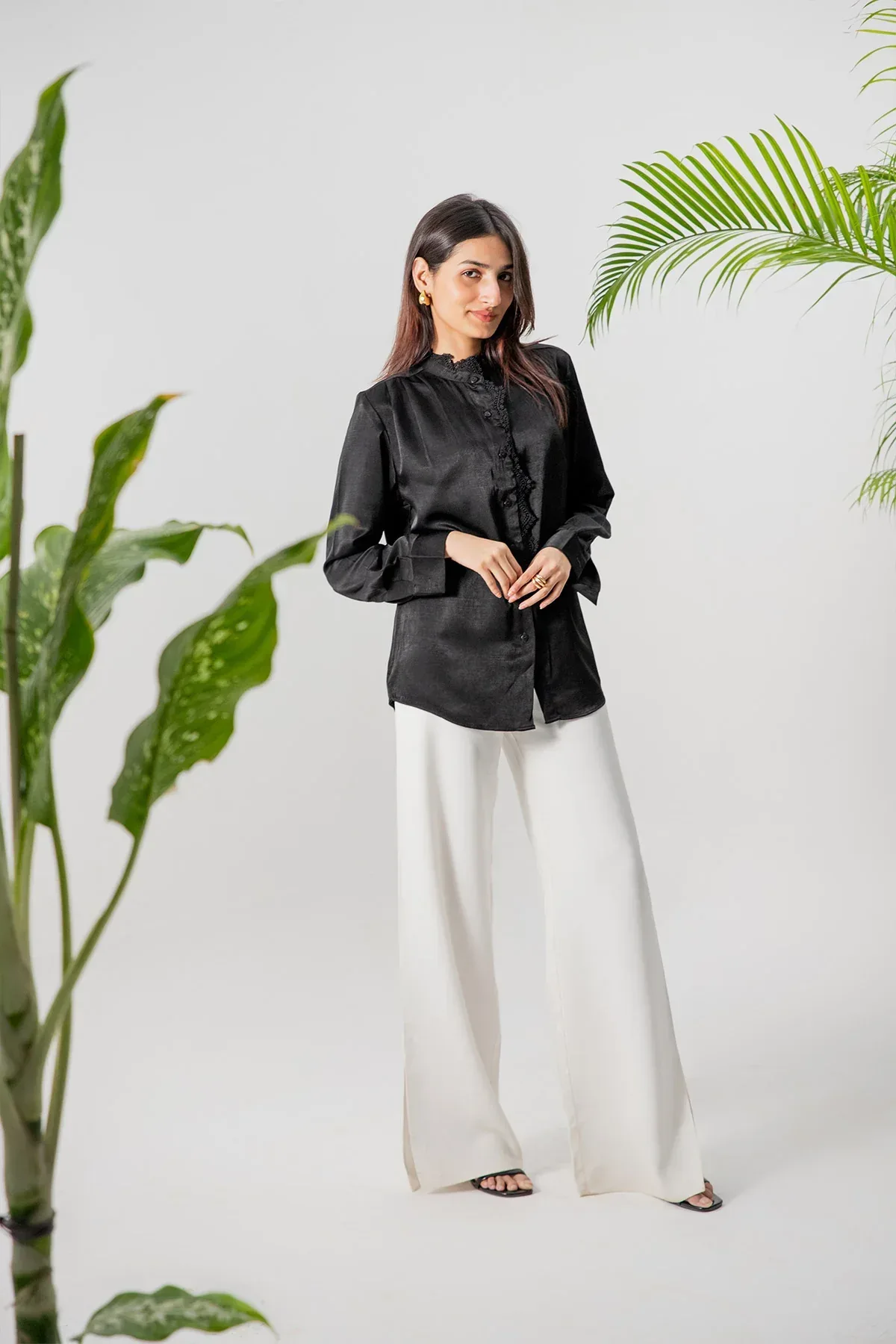 BASIC SHIRT FOR WOMEN - BLACK - Image 3