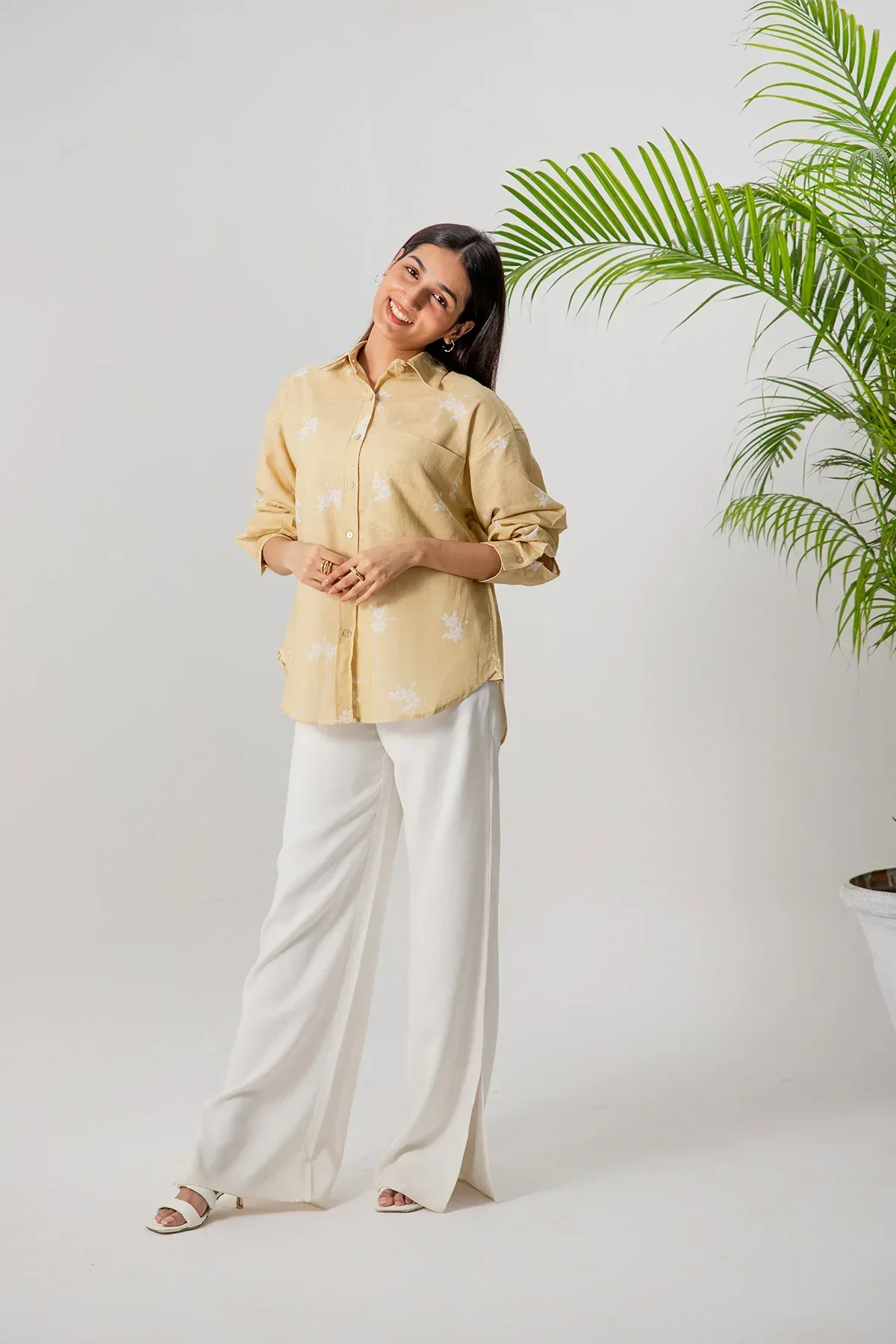 OVERSIZED PRINTED SHIRT FOR WOMEN - BEIGE - Image 2