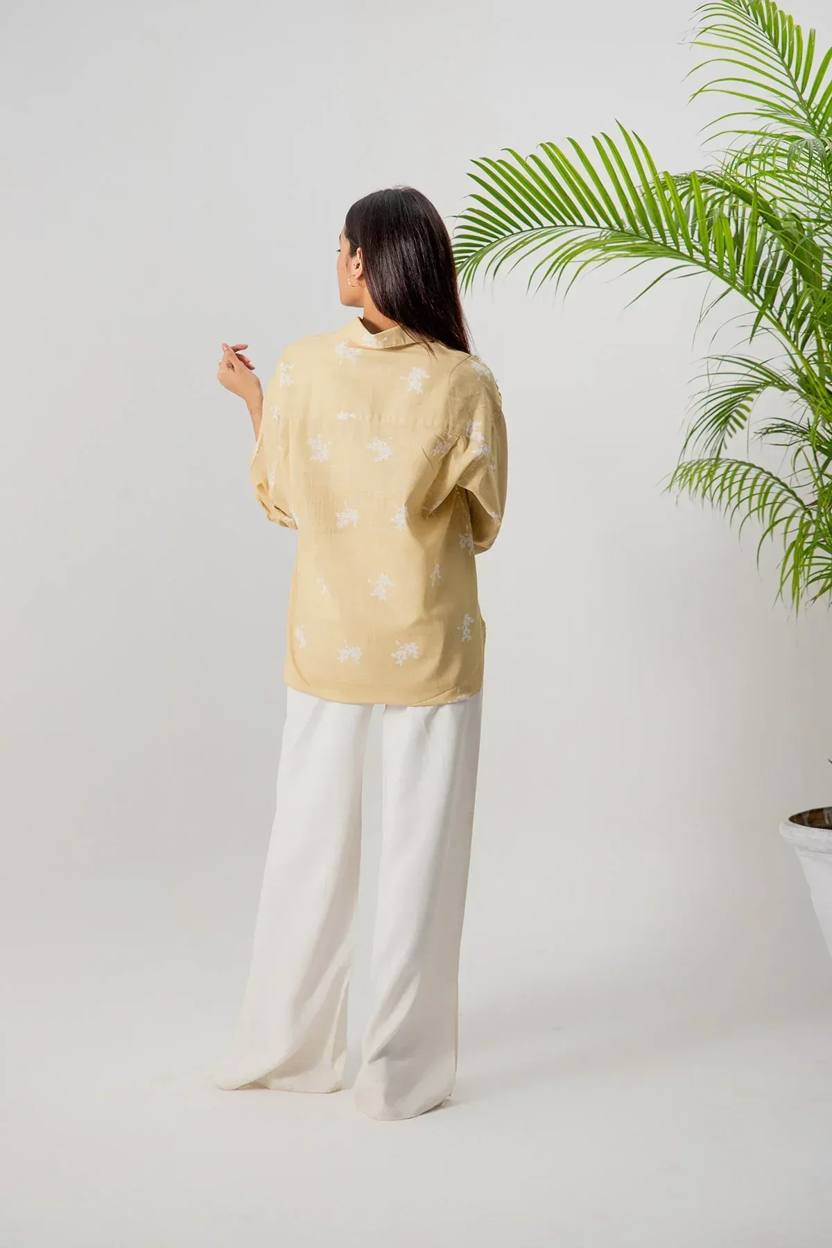 OVERSIZED PRINTED SHIRT FOR WOMEN - BEIGE - Image 3