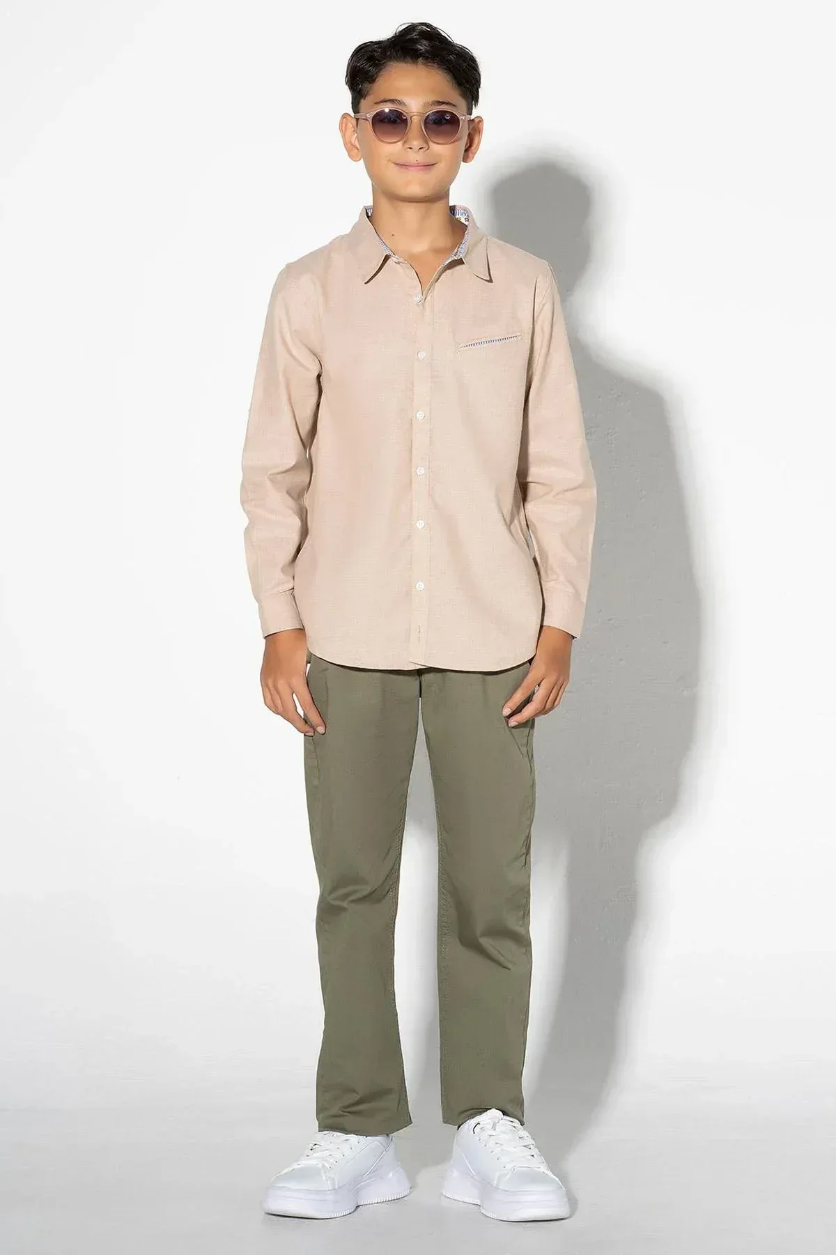 SOLID BUTTON DOWN SHIRT FOR BOYS - Image 4