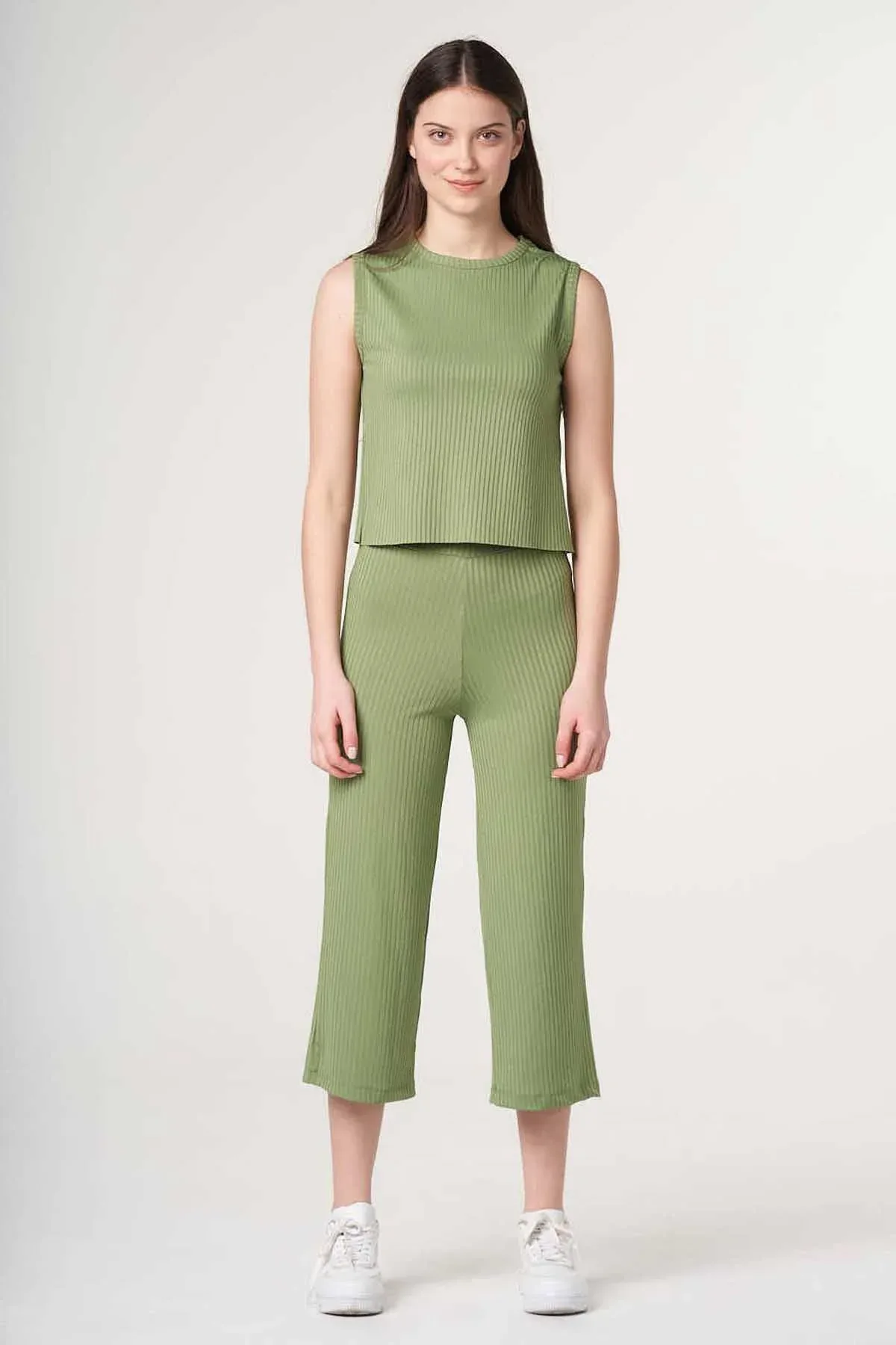 RIBBED SLEEVELESS CO-ORD SET FOR WOMEN - KHAKI - Image 2