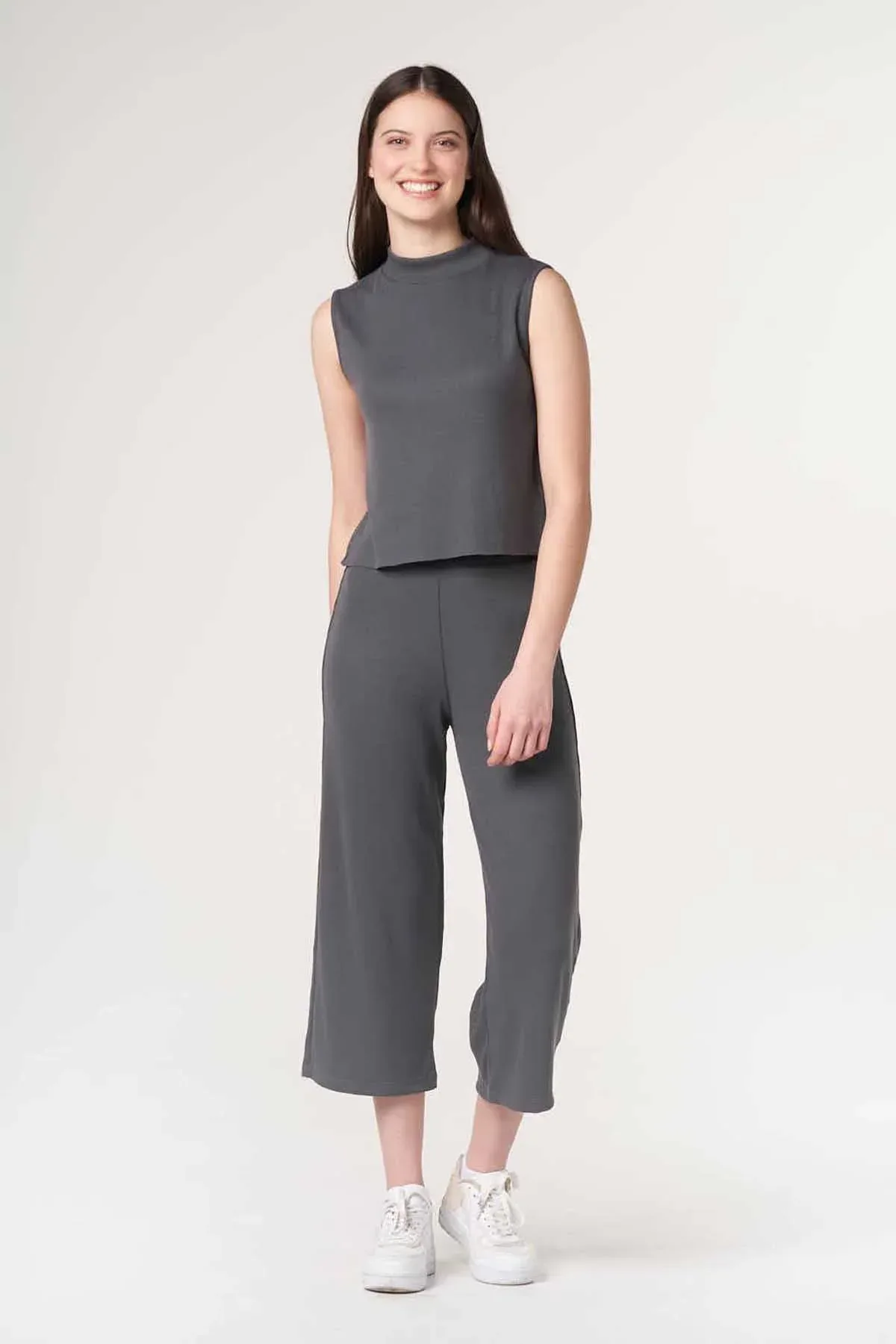 RIBBED SLEEVELESS CO-ORD SET FOR WOMEN - GREY