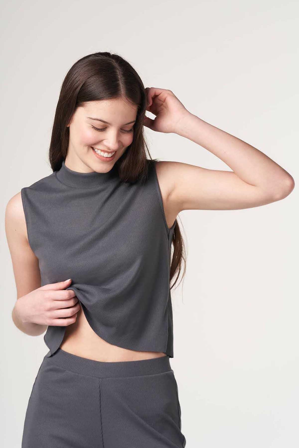 RIBBED SLEEVELESS CO-ORD SET FOR WOMEN - GREY - Image 4