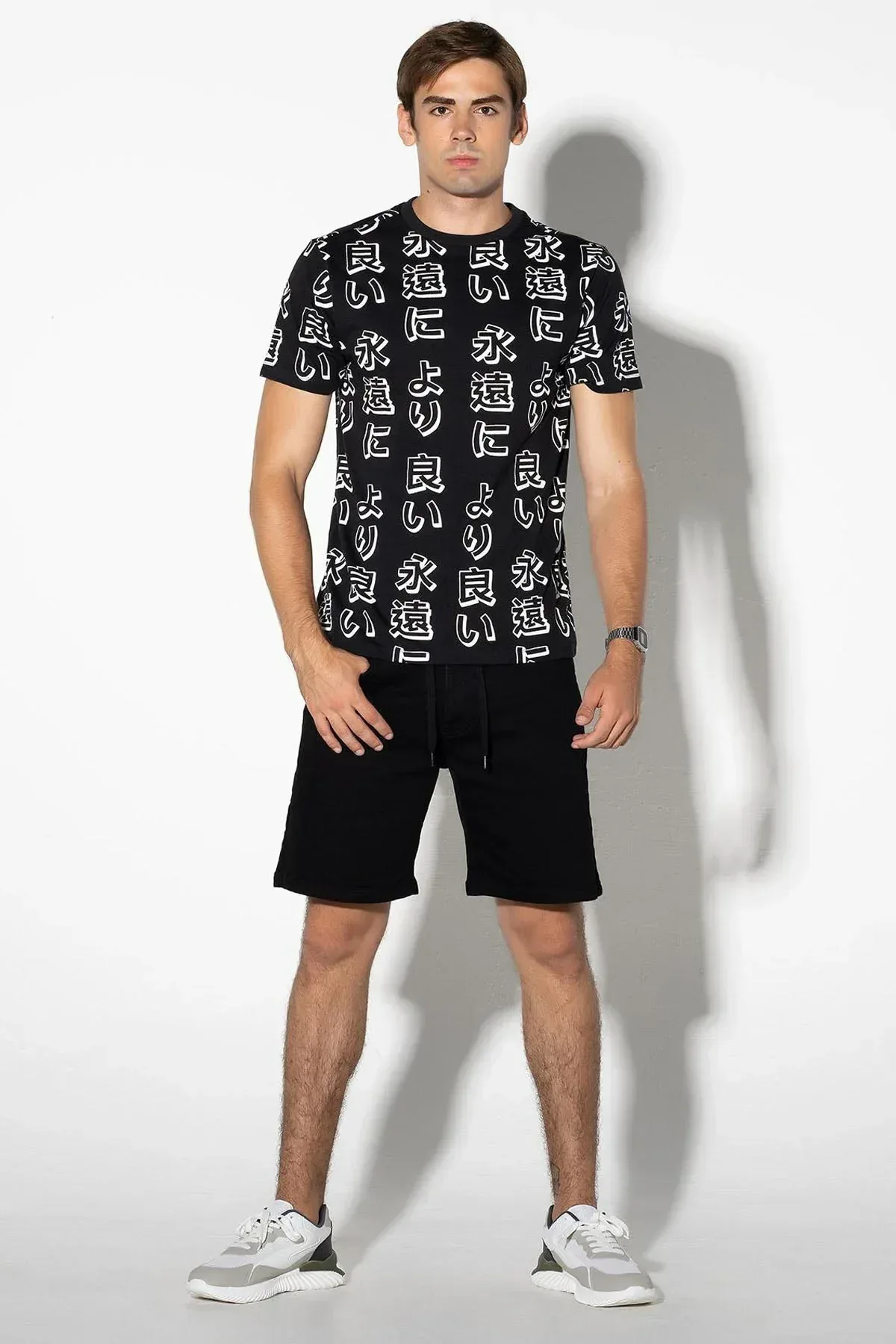 PRINTED T-SHIRT FOR MEN - BLACK