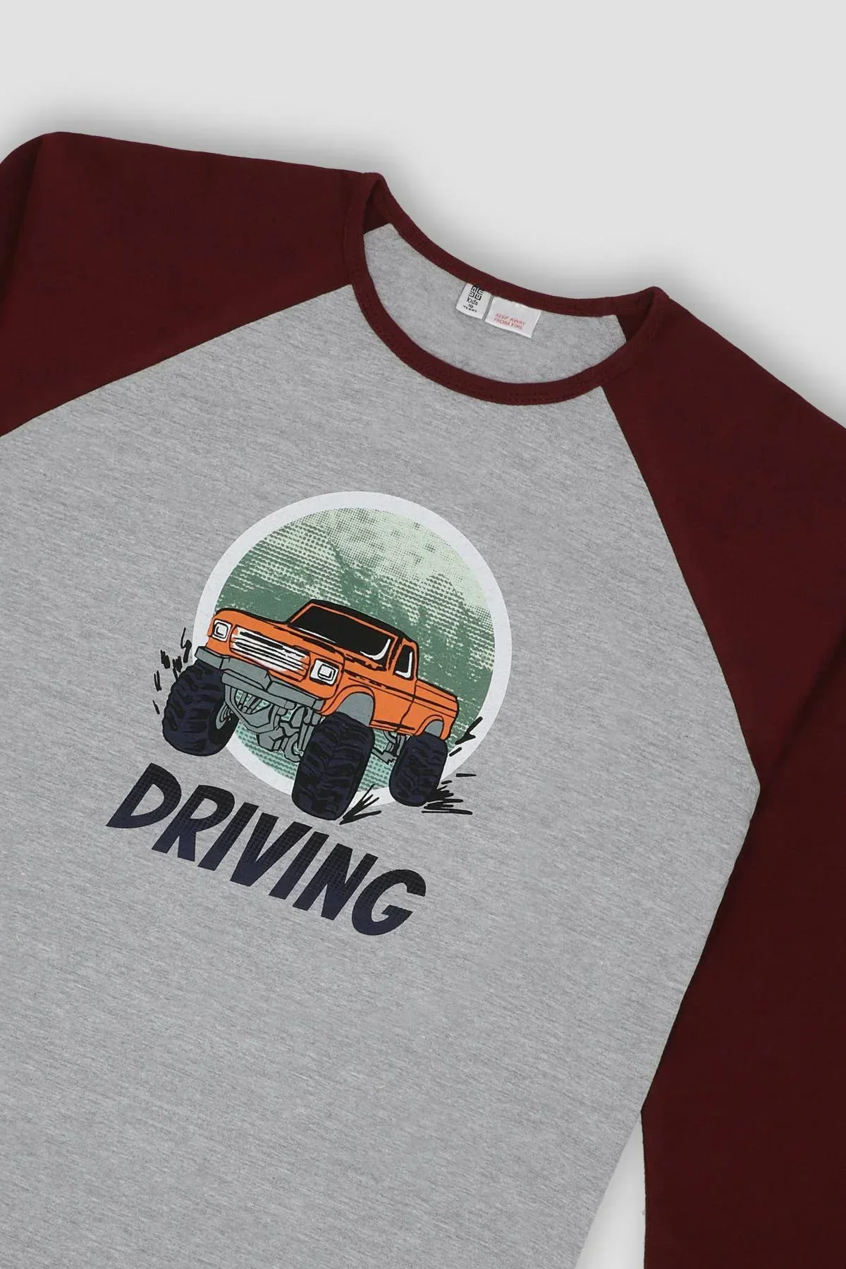 REGLAN SLEEVE T-SHIRT FOR BOYS - Image 2