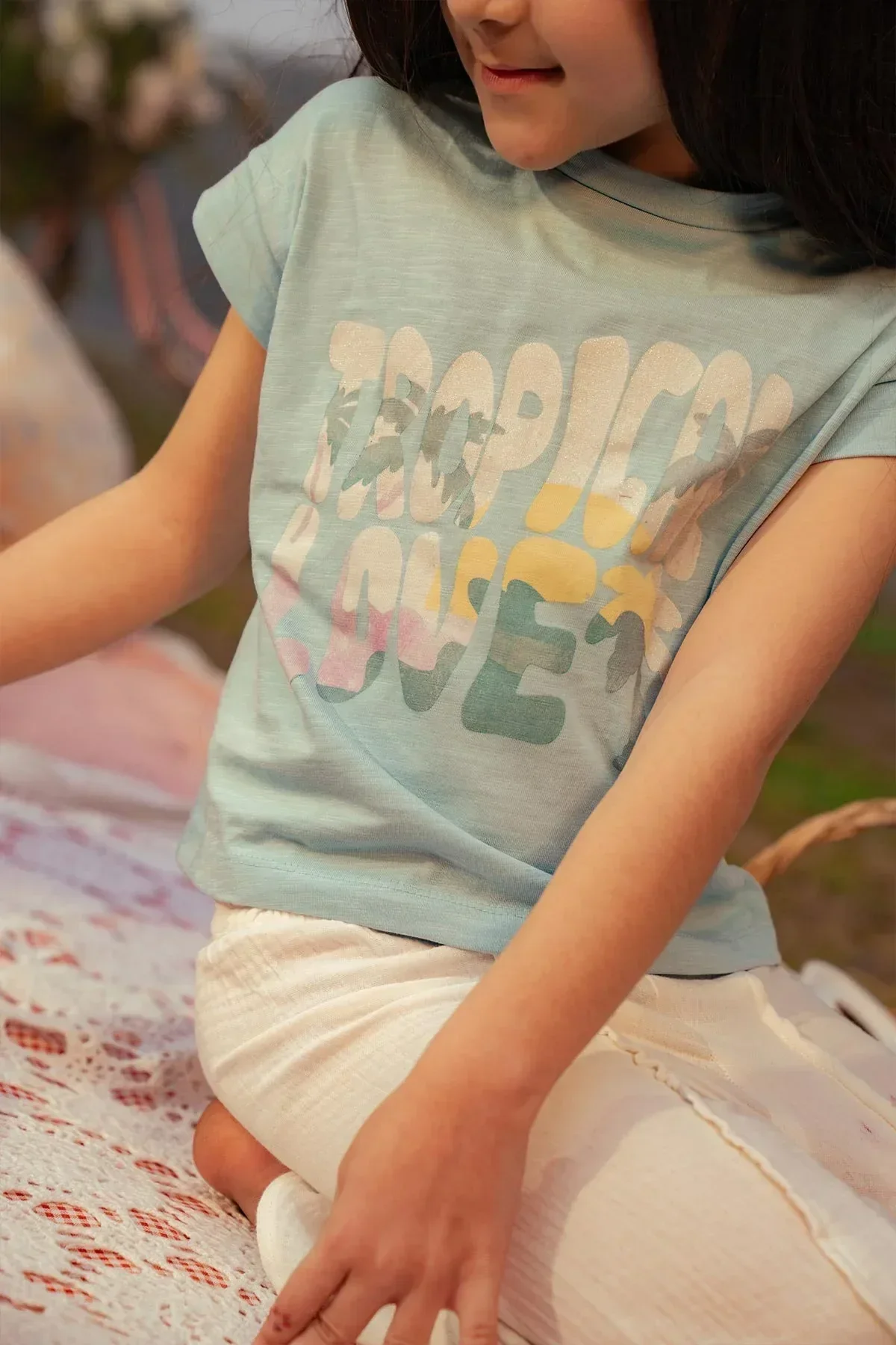 CROPPED GRAPHIC T-SHIRT FOR GIRLS