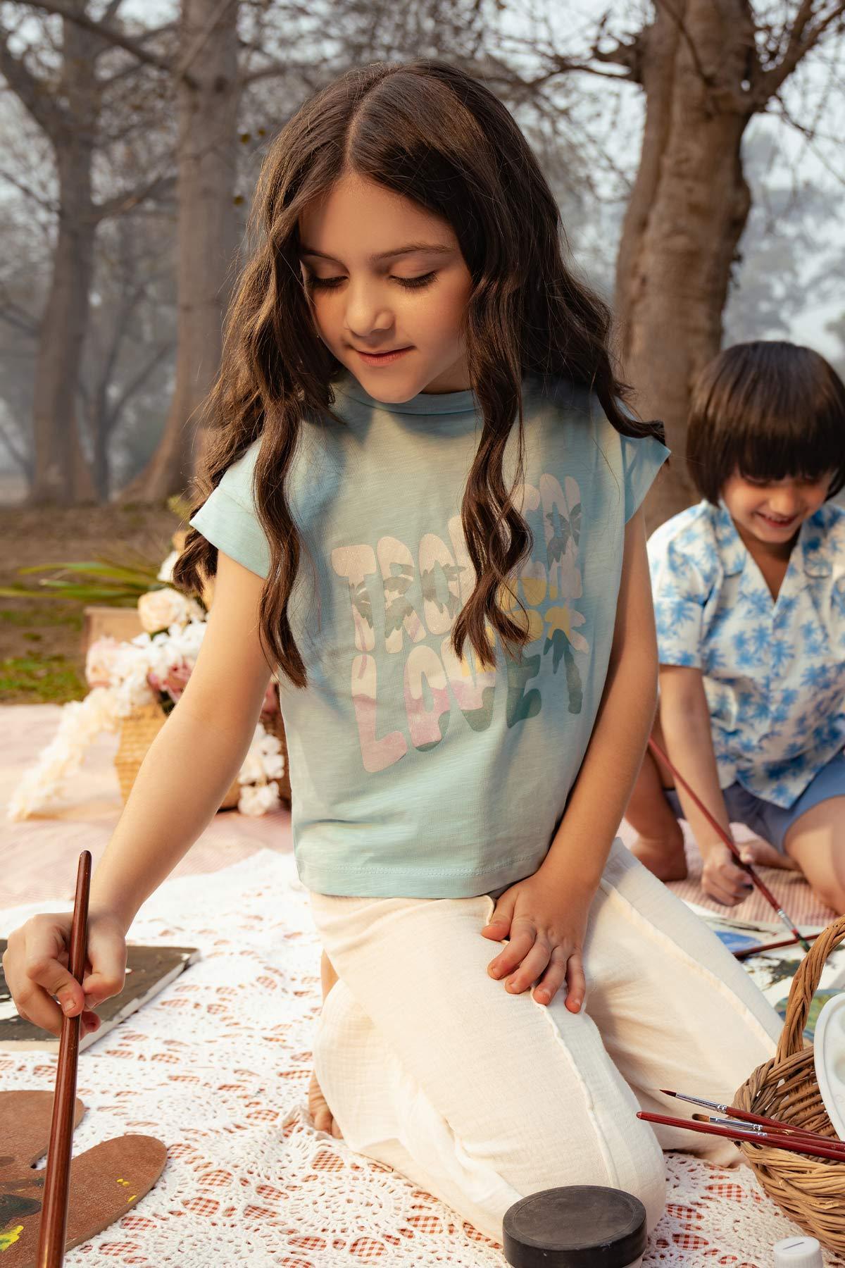 CROPPED GRAPHIC T-SHIRT FOR GIRLS - Image 2