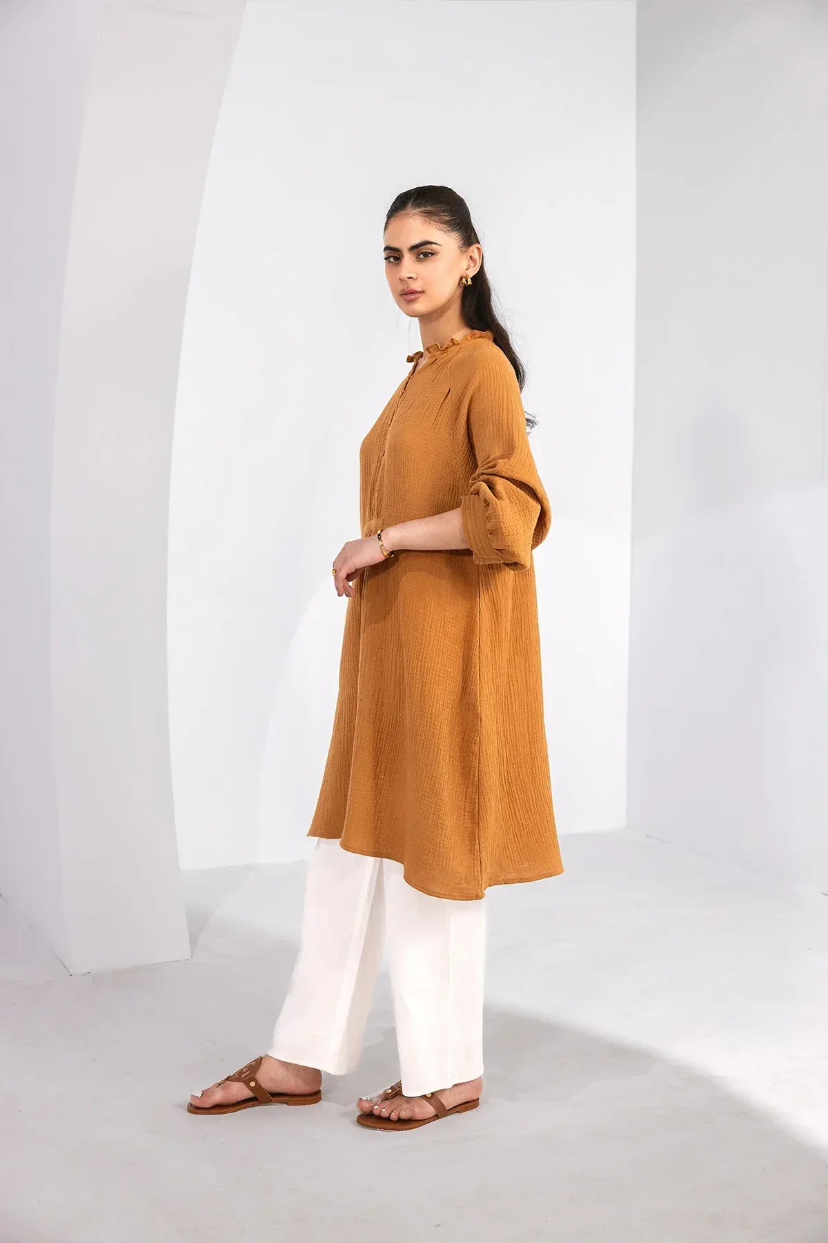 CRINKLED MIDI DRESS FOR WOMEN - Image 2