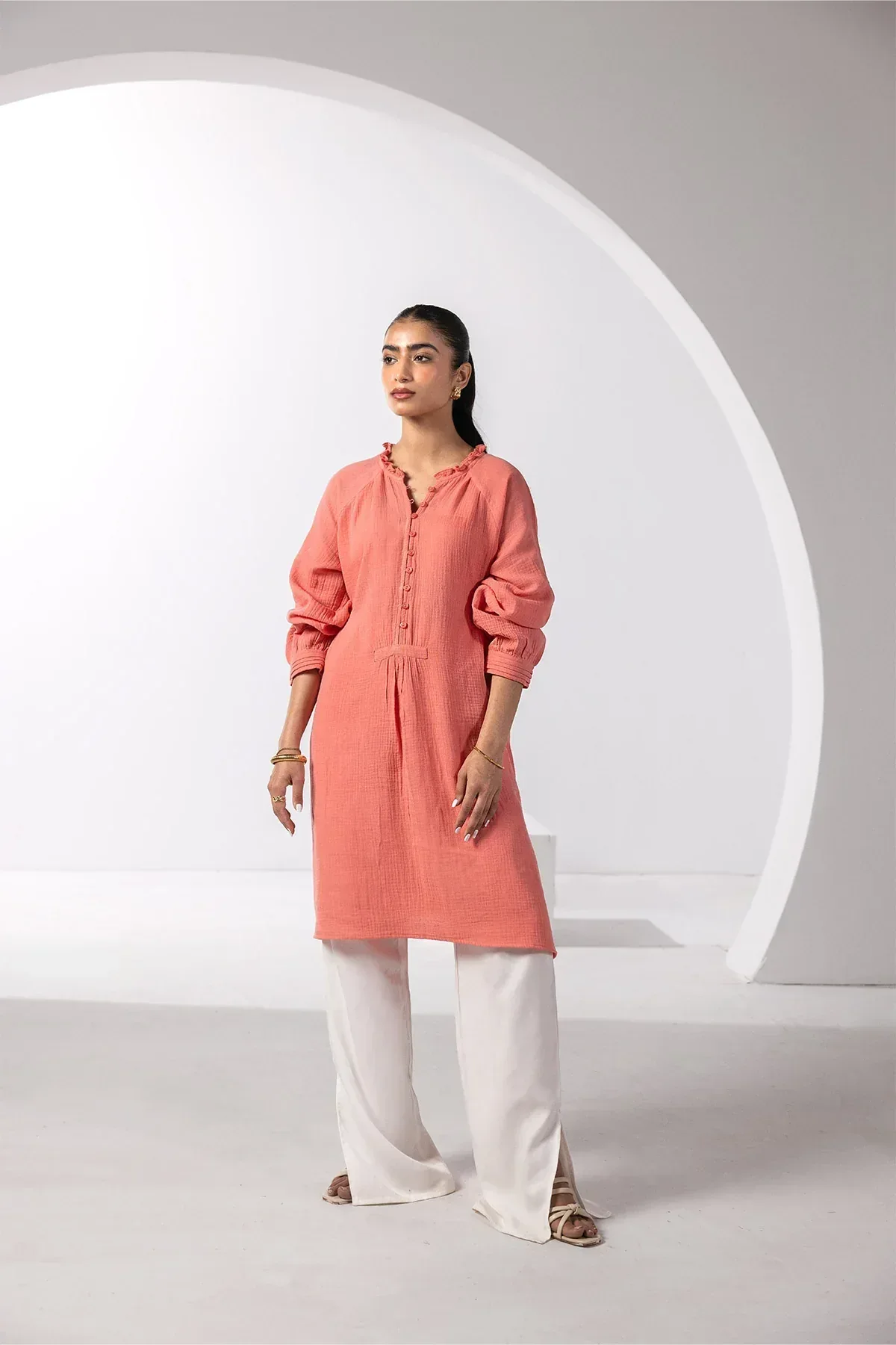 CRINKLED MIDI DRESS FOR WOMEN - Image 2