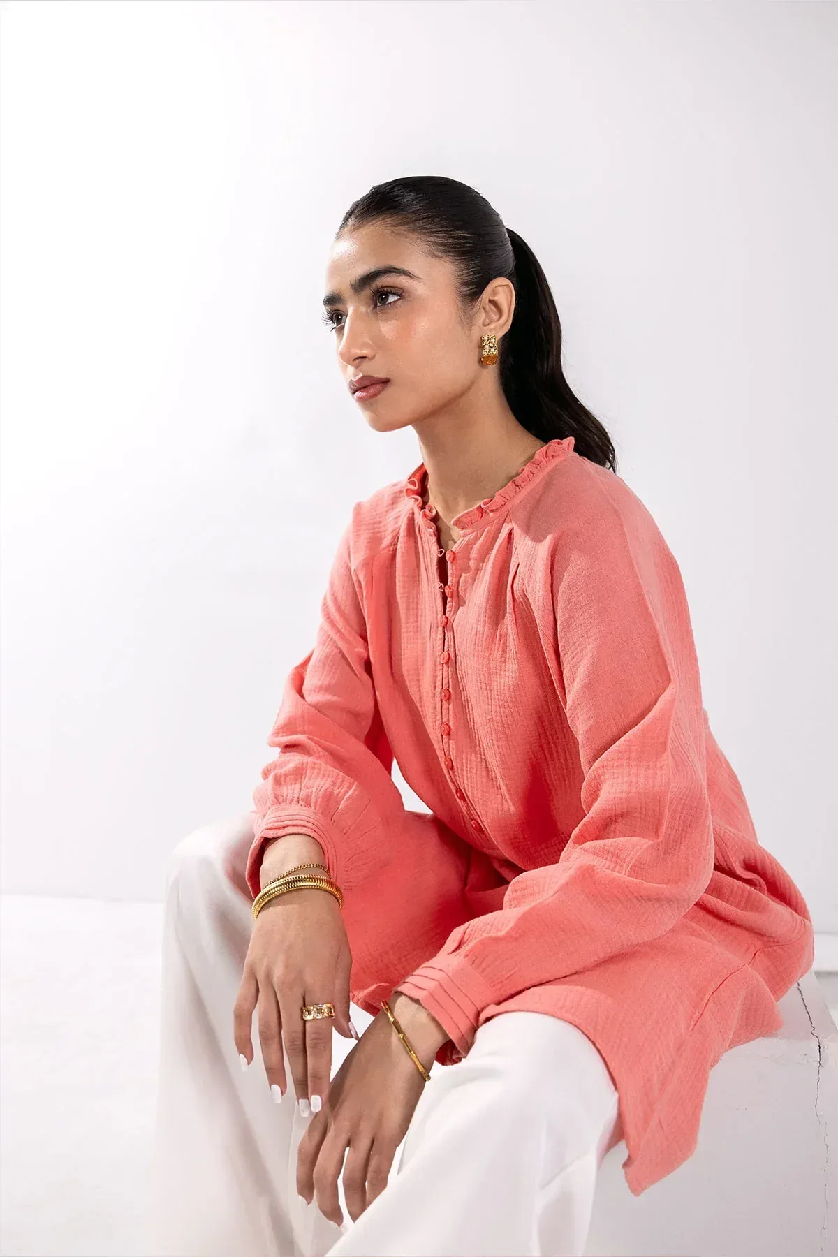 CRINKLED MIDI DRESS FOR WOMEN - Image 4