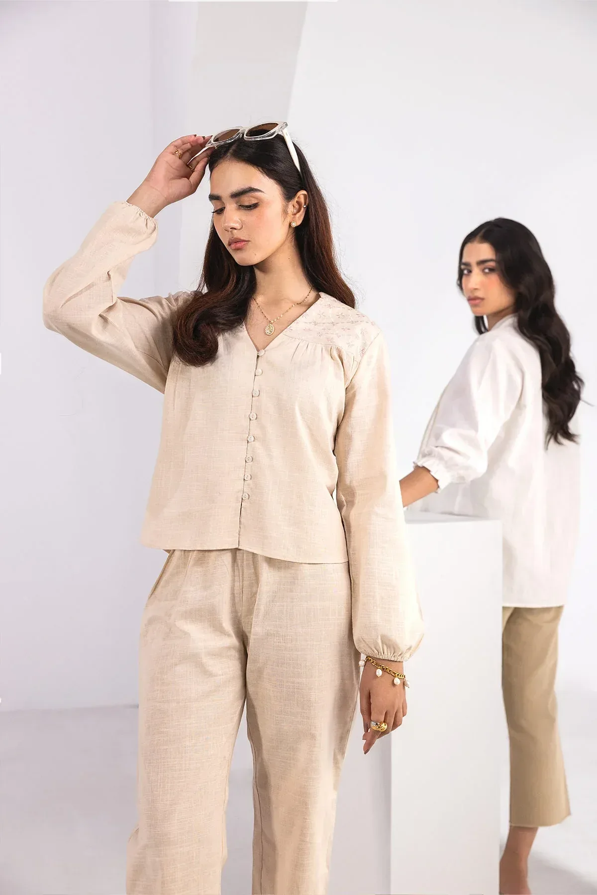 REGULAR TROUSER FOR WOMEN - LIGHT BEIGE - Image 2