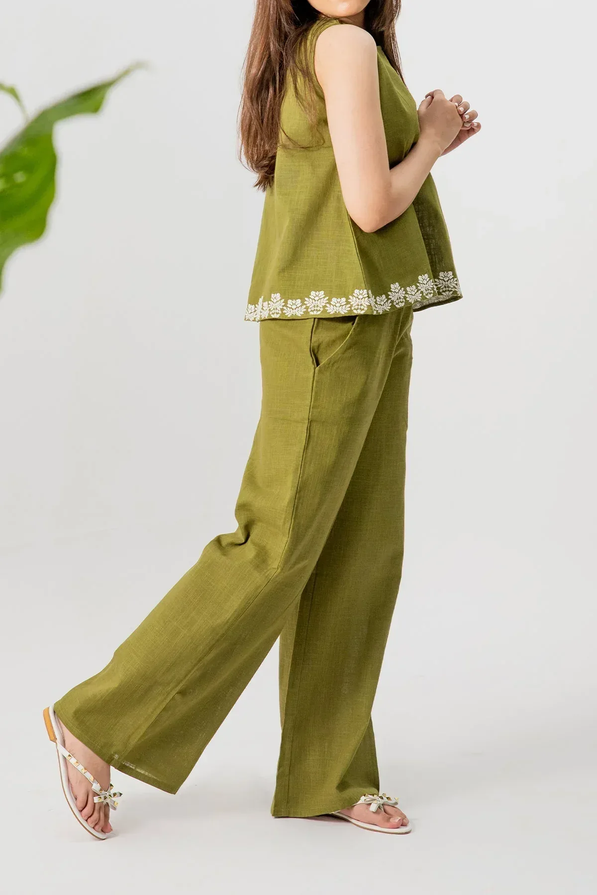EMBROIDERED CO-ORD SET FOR WOMEN - GREEN - Image 2